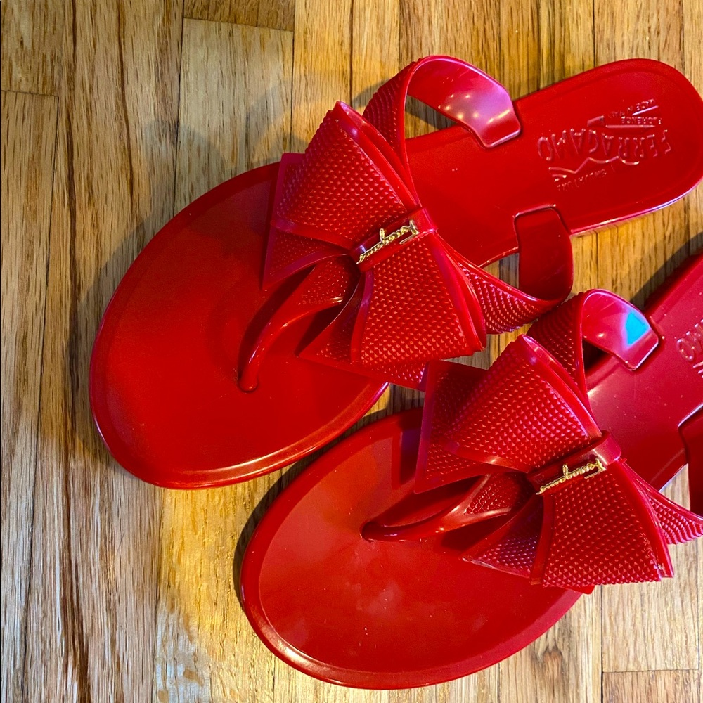 Ferragamo Bow Flats - Red